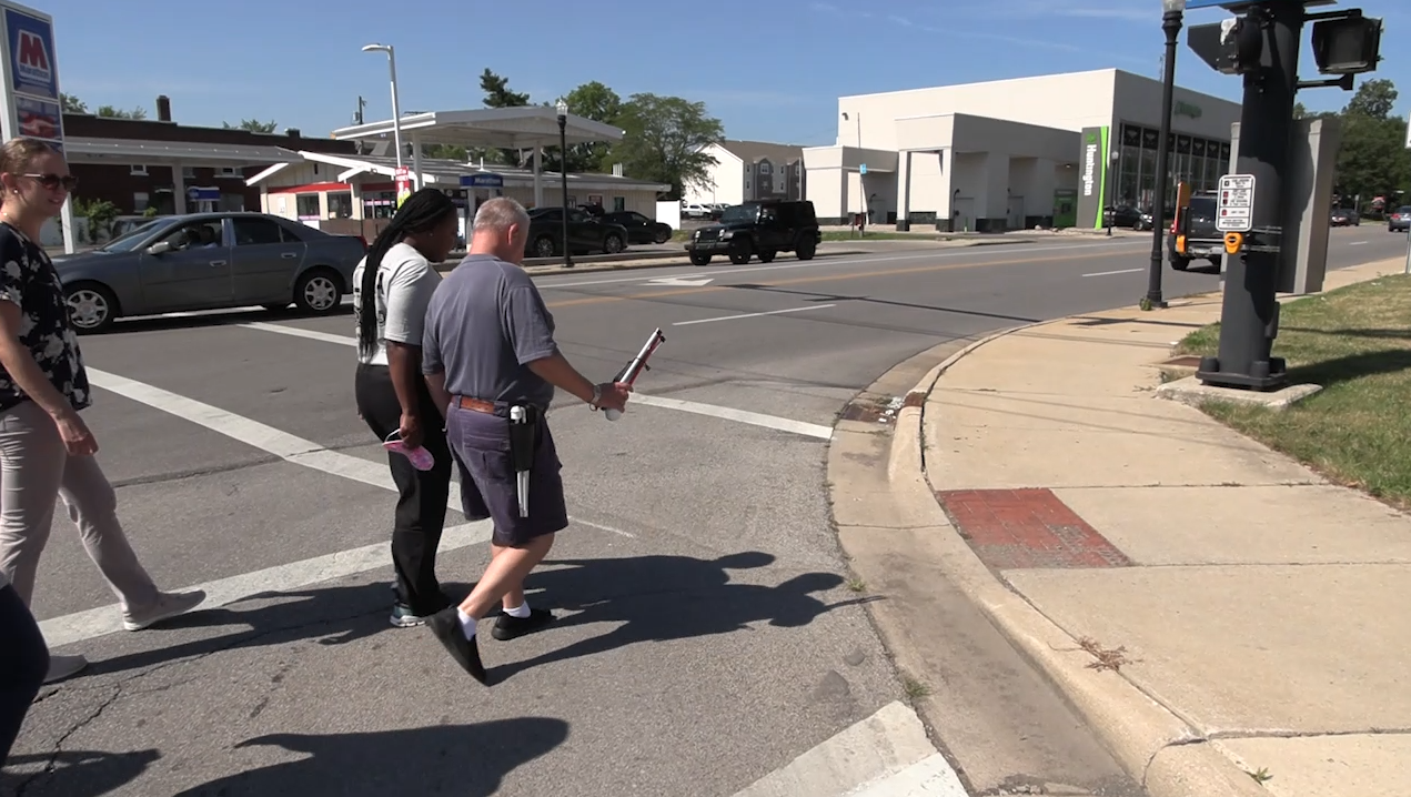 Lima installs new pedestrian signals to aid visually impaired